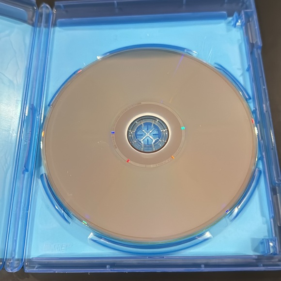 The Lost Boys: The Tribe - Blu-ray - Picture 4 of 4